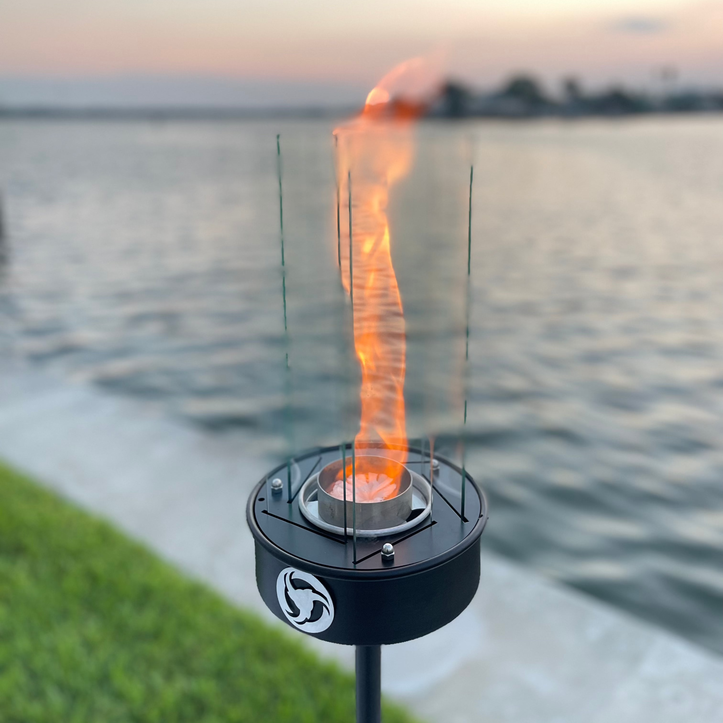 Big Revo™ - 5 HOUR Tall Torch Bundle (on patio stands)