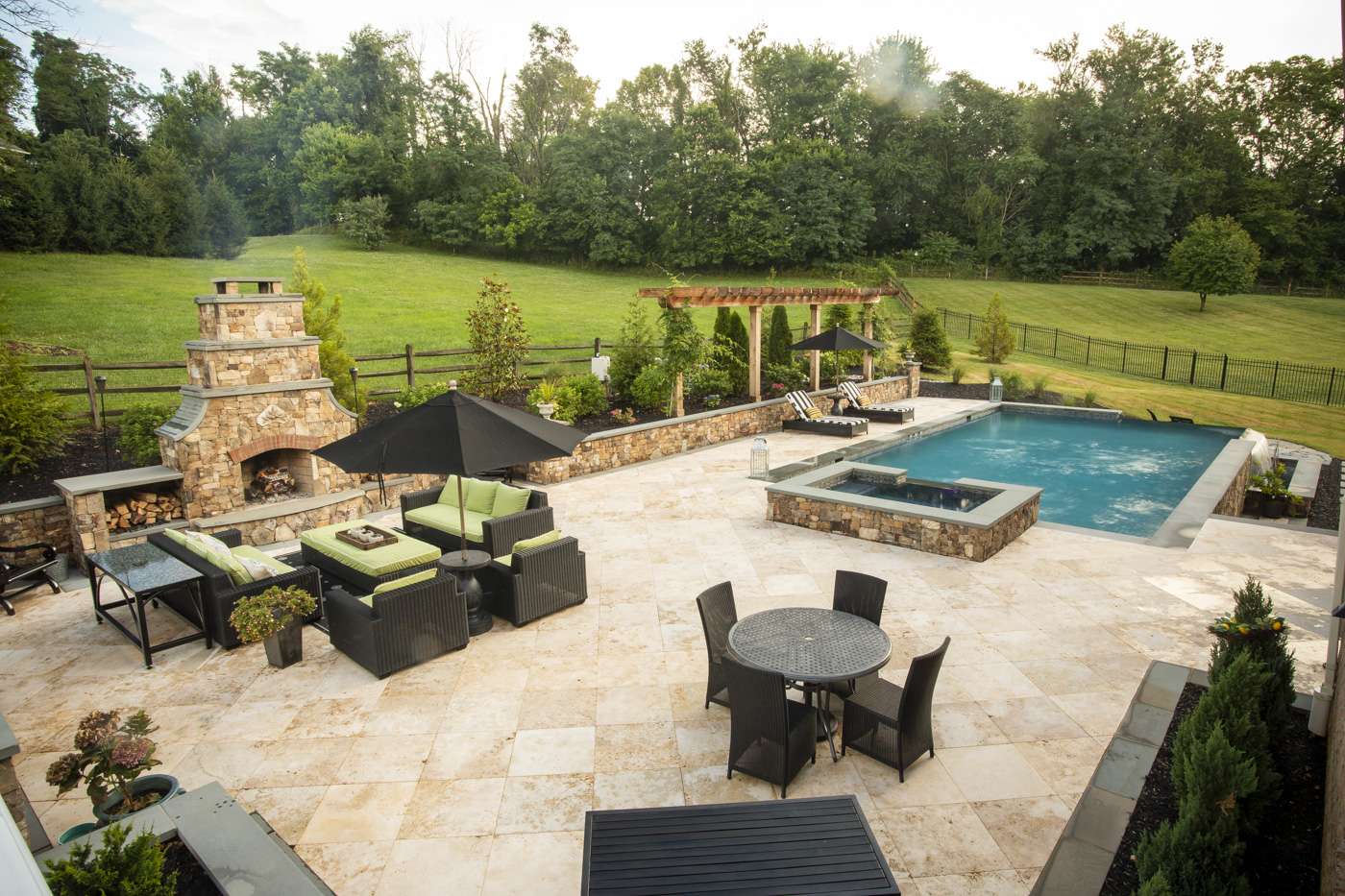 The Outdoor Entertainment