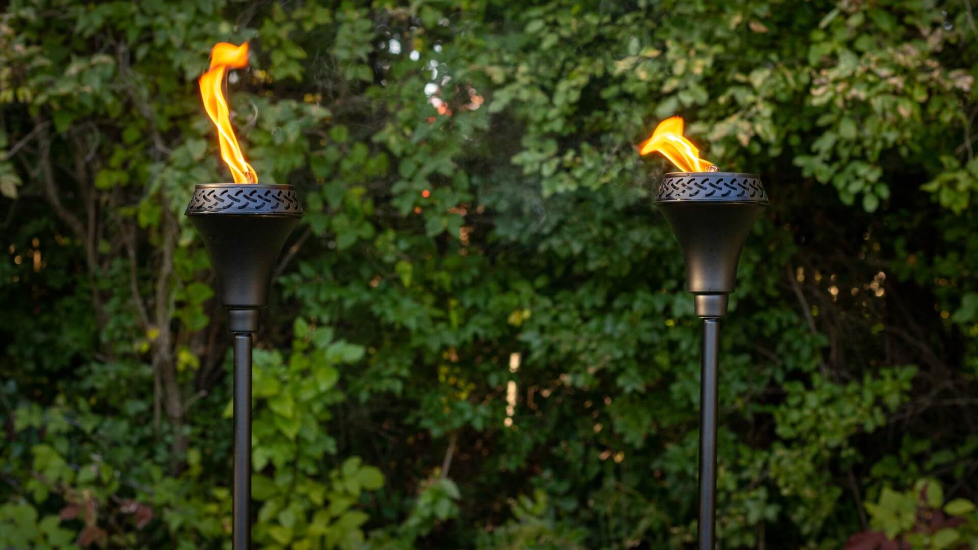2026 Best Outdoor Torches & Tiki Torch Reviews: Top Picks for Backyard Fire Bowls and Garden Lighting