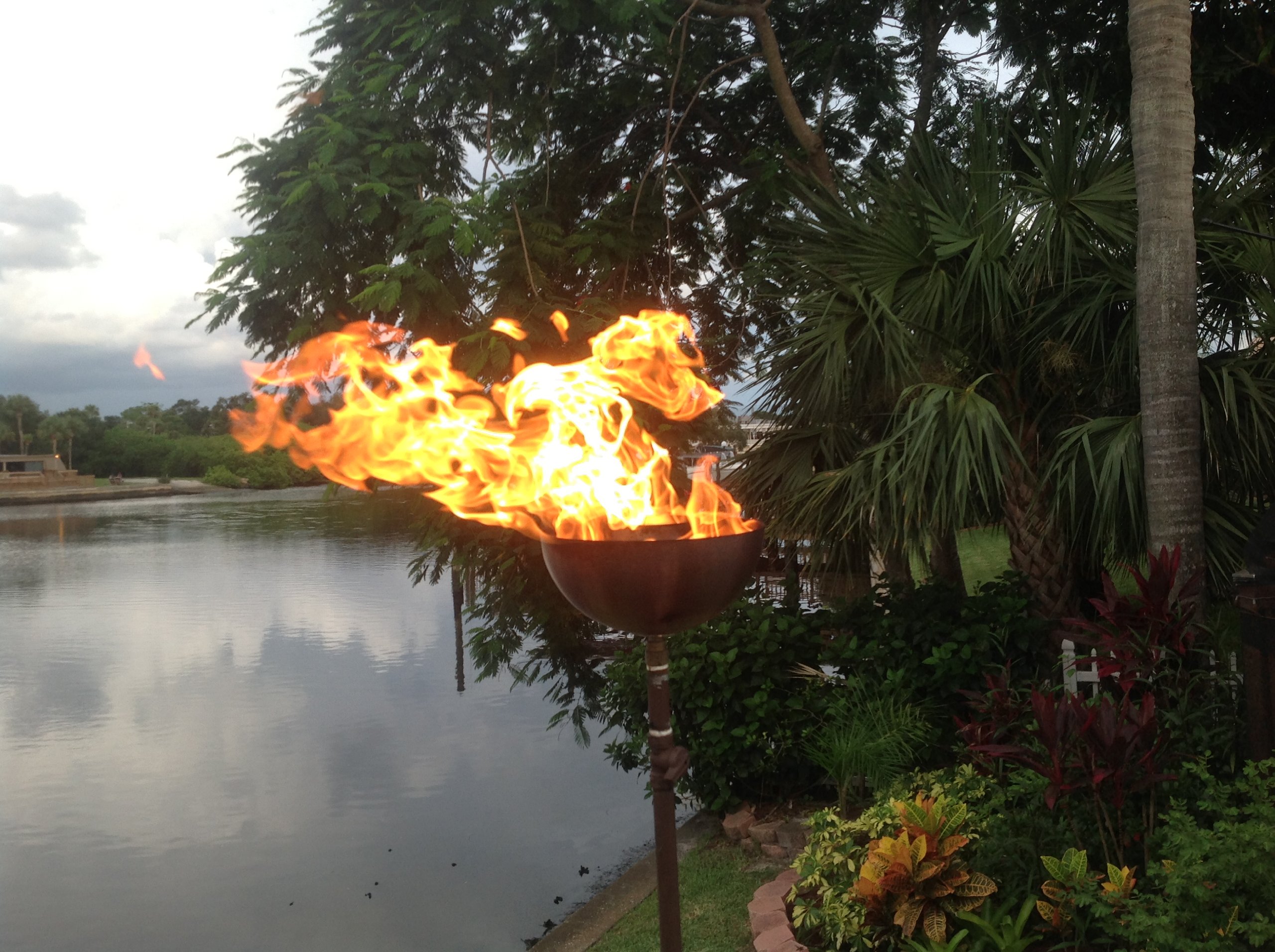 Integrated Fire Bowl Torch Combo
